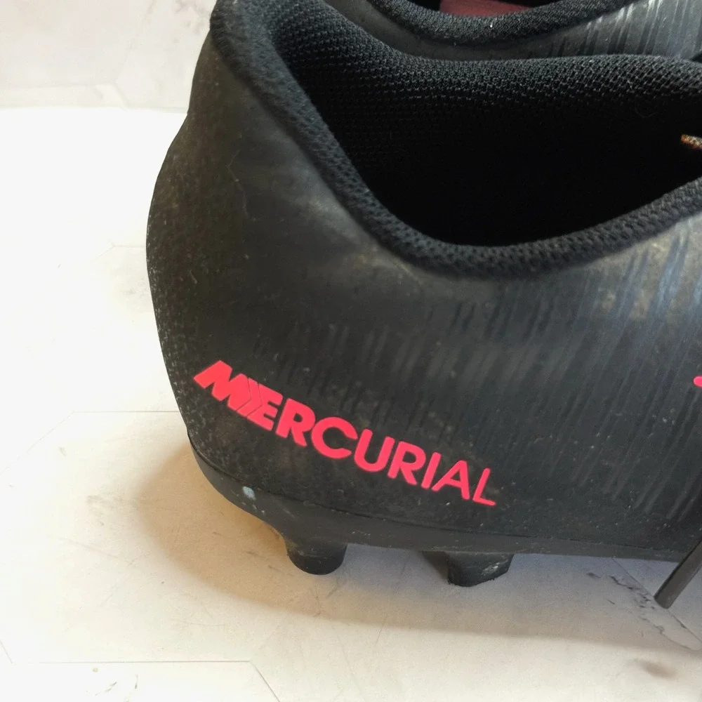 Nike Mercurial Cleats Black & Pink Soccer Football 8.5 US 42 EUR Unisex